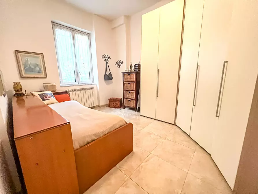 Immagine 13 di Appartamento in vendita  in Via Val D'Astico a Genova