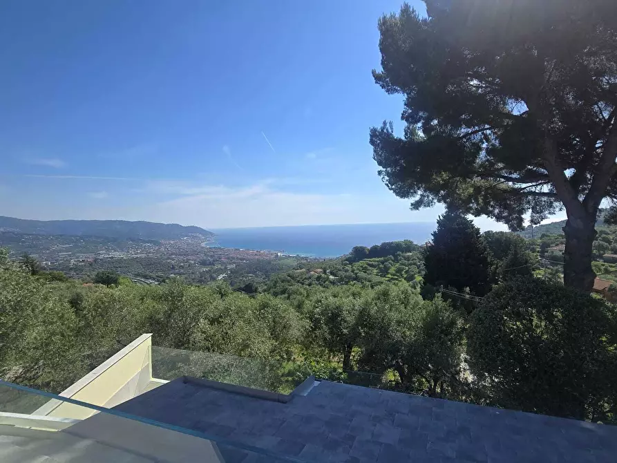 Immagine 42 di Villa in vendita  in Via San Leonardo 51 a Diano Marina