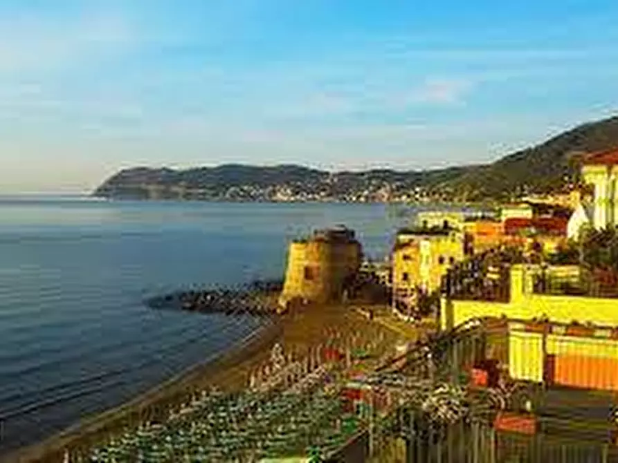 Immagine 35 di Bilocale in affitto  in VIA ADELASIA 101 a Alassio