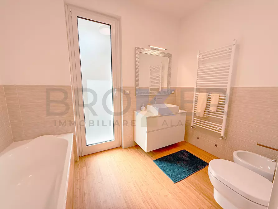 Immagine 27 di Villa in vendita  in Strada Panoramica San Bernardo 116-118 a Alassio