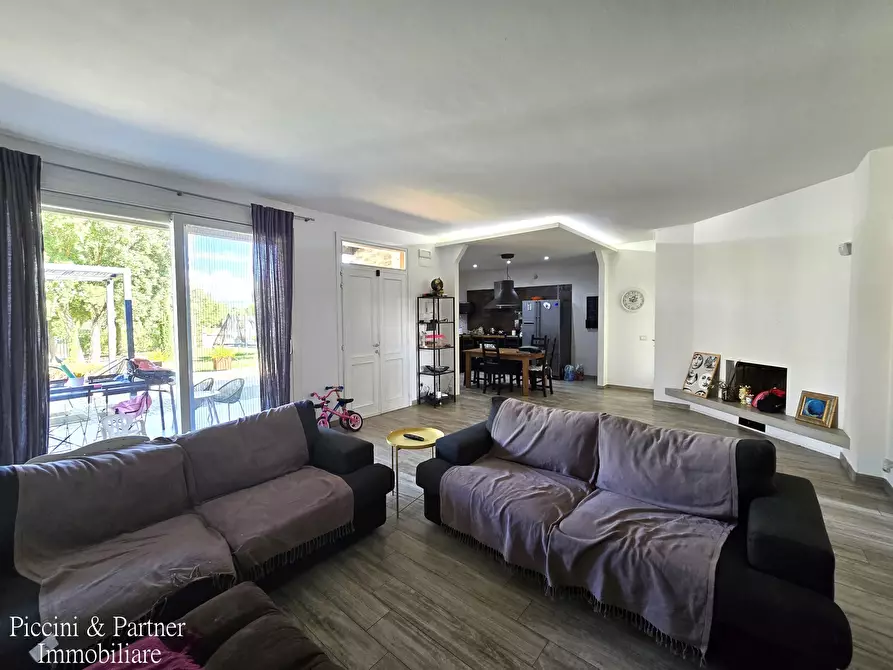 Immagine 14 di Villa in vendita  in Località Bertoni a Castiglione Del Lago