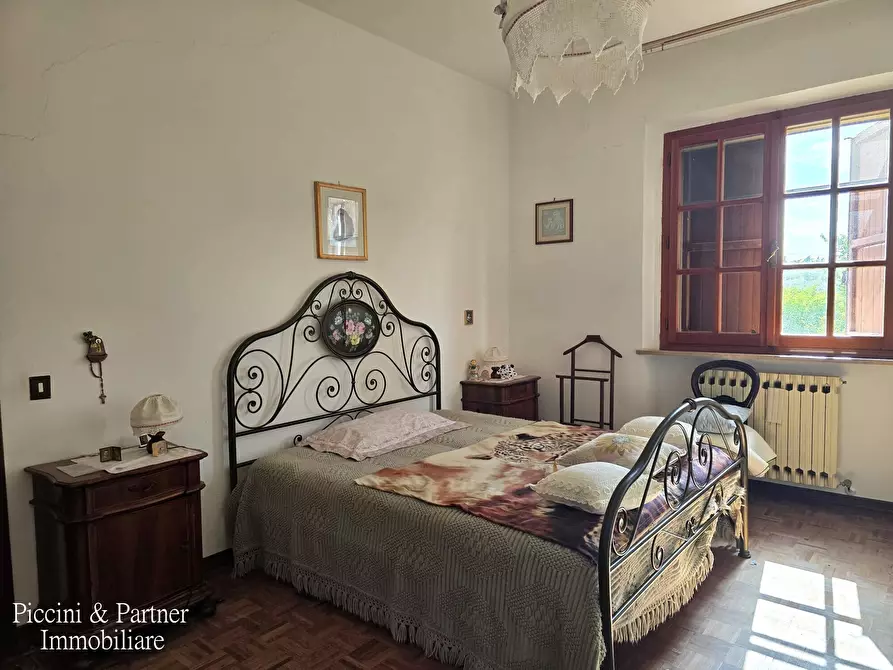 Immagine 62 di Rustico / casale in vendita  in Via Paganico 2 a Castiglione Del Lago