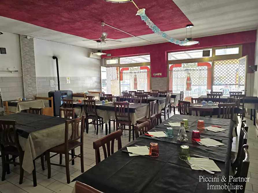 Immagine 29 di Bar / Ristorante in vendita  in Via Mastrodicasa a Perugia