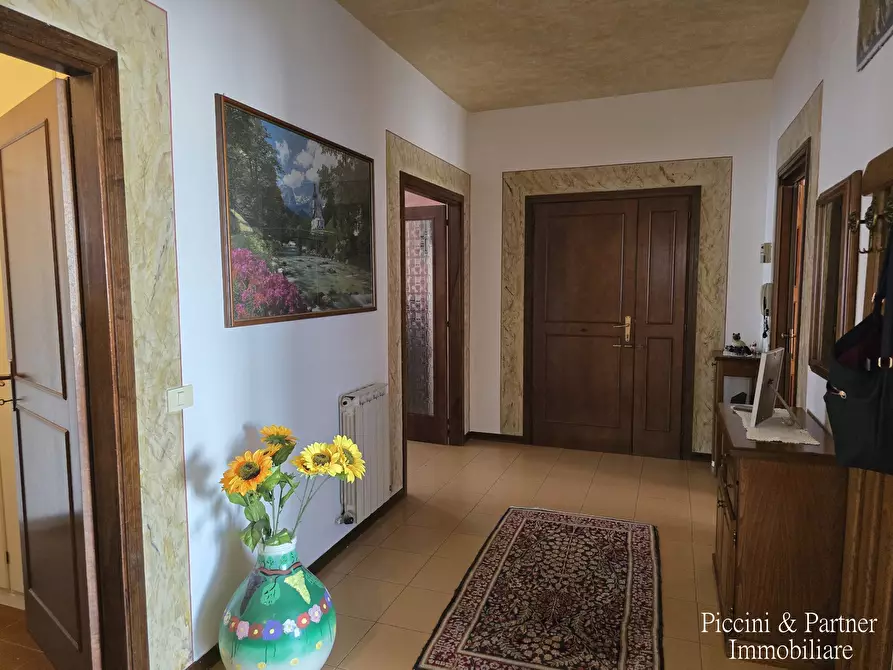 Immagine 22 di Pentalocale in vendita  in Via Italia a Torrita Di Siena