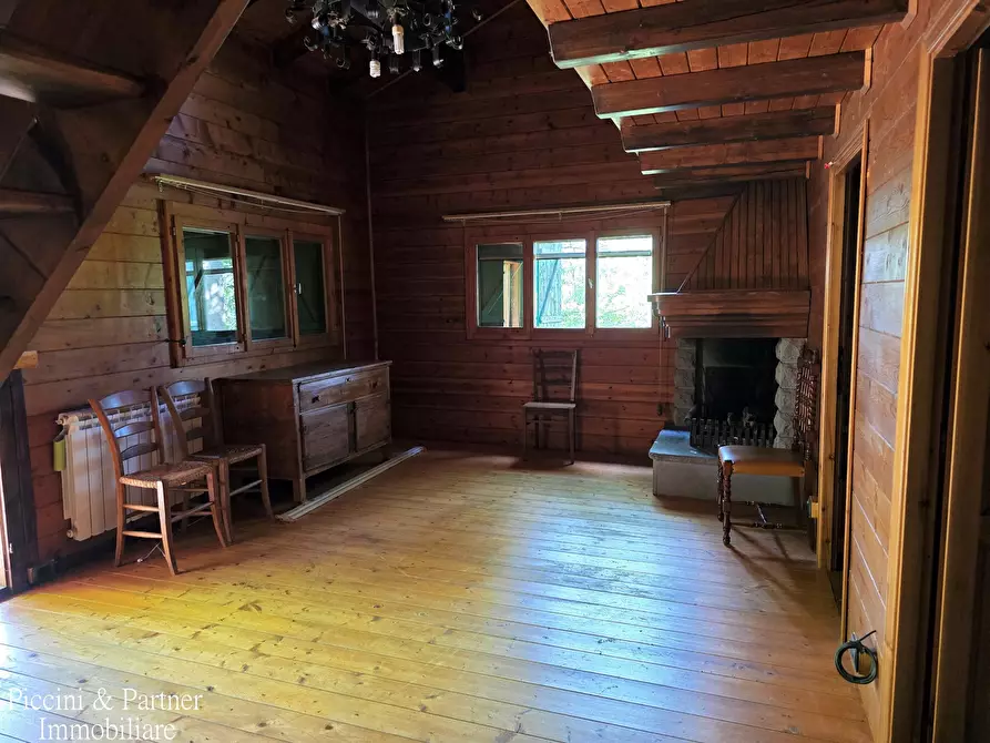 Immagine 45 di Baita in vendita  in Via dei Cespugli 10 a Passignano Sul Trasimeno