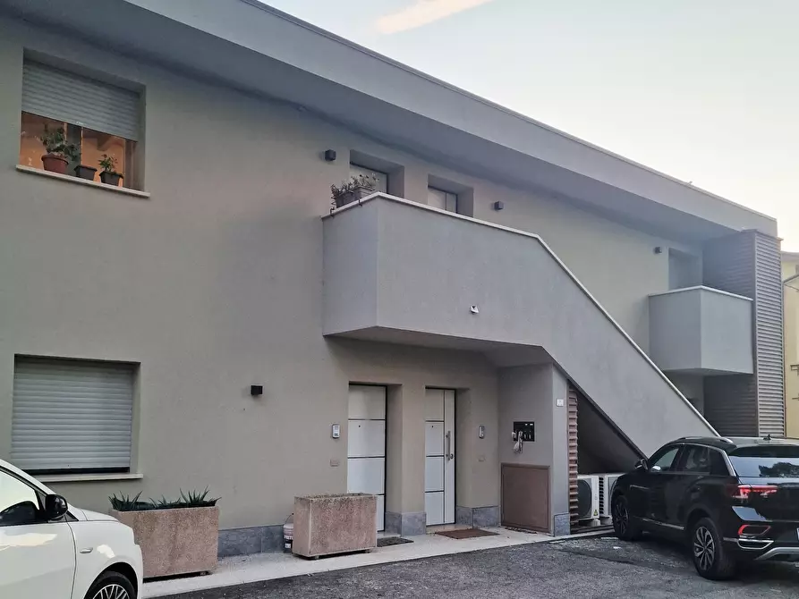 Immagine 1 di Pentalocale in vendita  in Via Assisi a Bastia Umbra