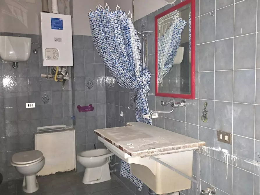 Immagine 36 di Pentalocale in vendita  in Viale Sempione a Città Di Castello