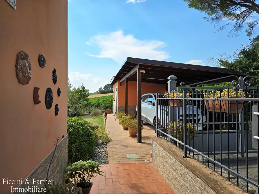 Immagine 12 di Casa bifamiliare in vendita  in Via Chiorri 42 a Perugia