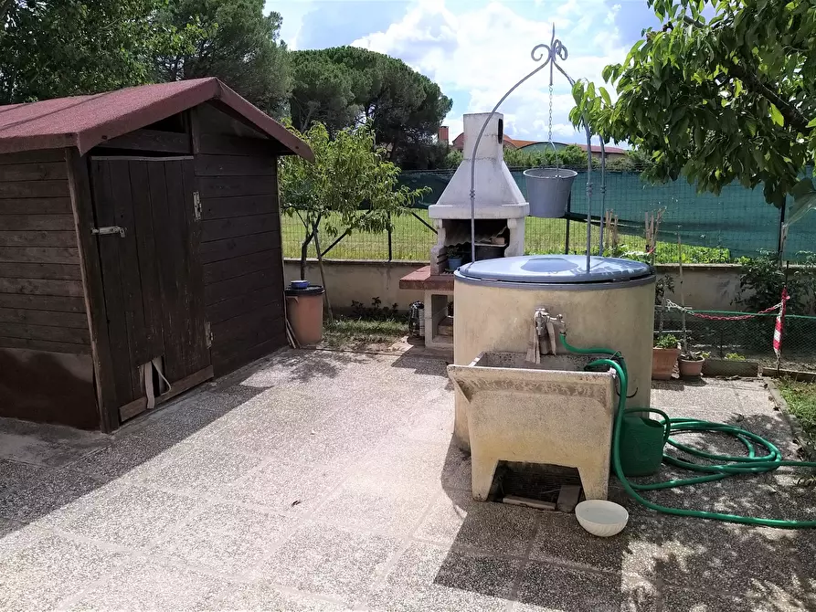 Immagine 20 di Villa in vendita  in Via Saragat 18 a Castiglione Del Lago