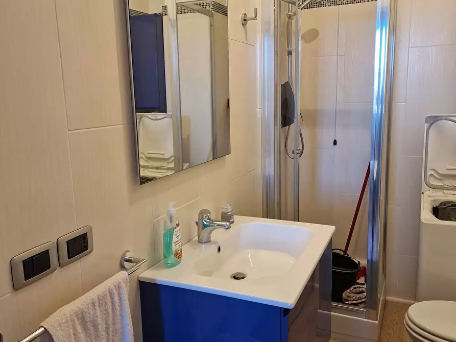 Immagine 12 di Pentalocale in vendita  in Via Madonna del Popolo a Perugia