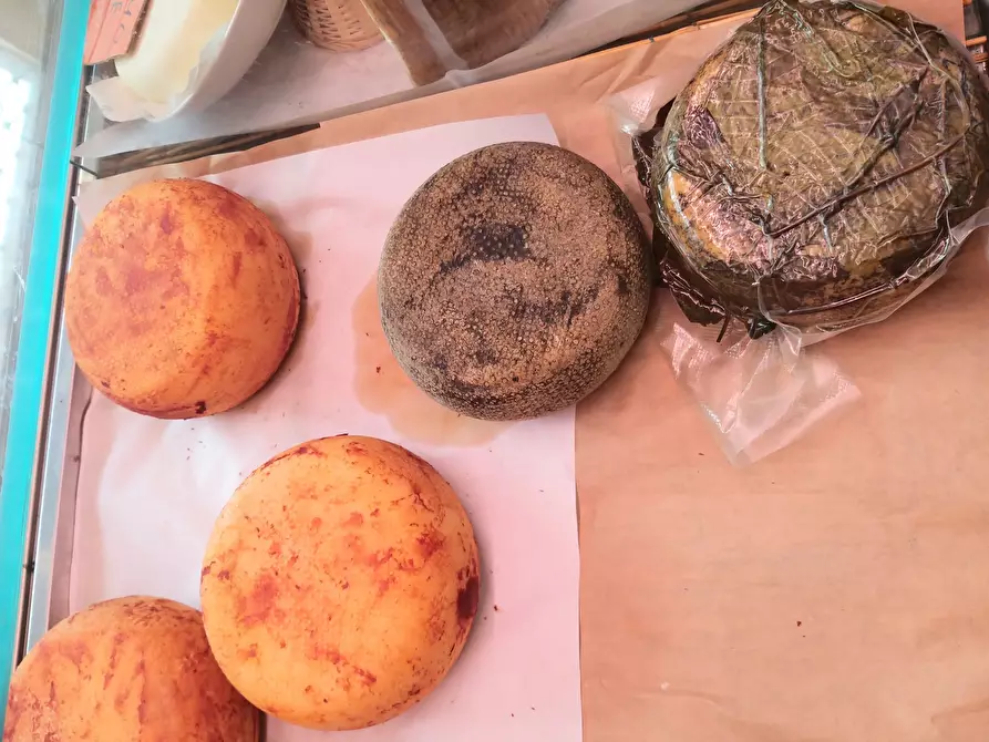 Immagine 10 di Attività commerciale in vendita  in Strada per Chianciano 3 a Montepulciano