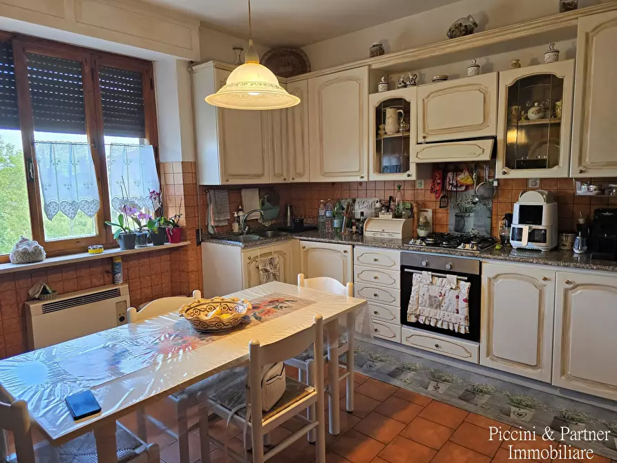 Immagine 22 di Pentalocale in vendita  a Tuoro Sul Trasimeno