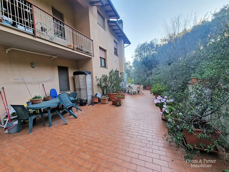 Immagine 13 di Pentalocale in vendita  in Strada Ponte Rio Ponte Pattoli a Perugia