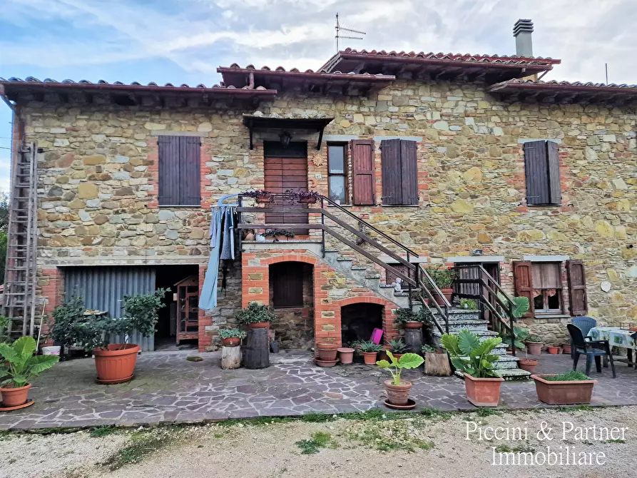 Immagine 38 di Rustico / casale in vendita  in Vocabolo Mercato Alto a Paciano