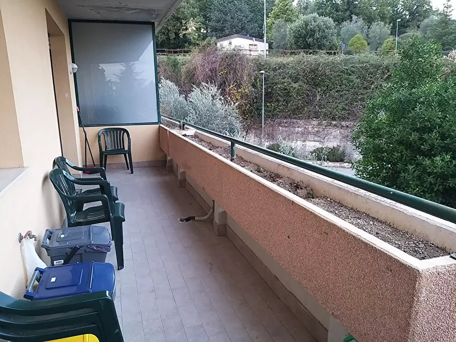 Immagine 10 di Trilocale in vendita  in Via Giovanni Giolitti a Corciano