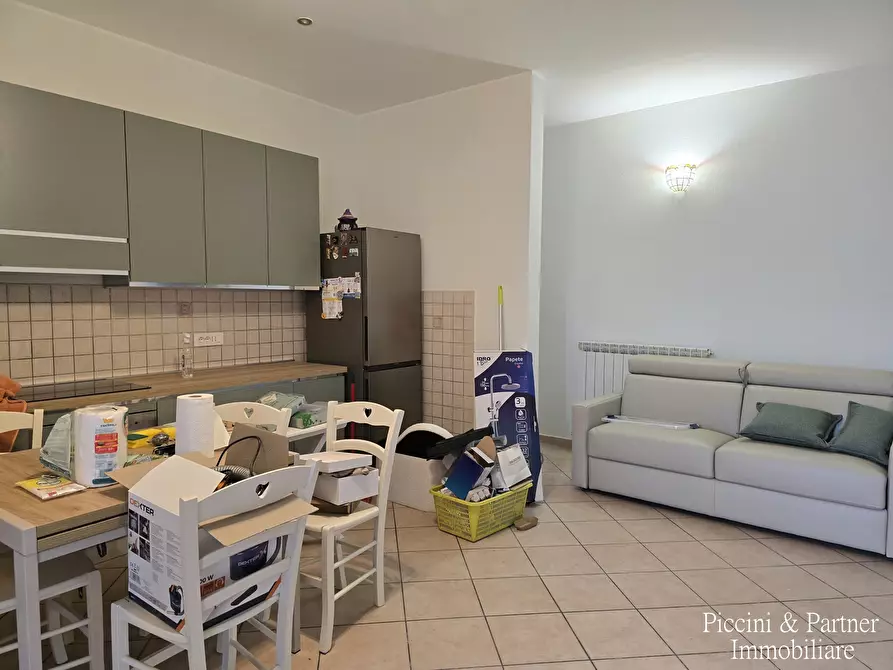 Immagine 10 di Quadrilocale in vendita  in Via George Byron 59 a Tuoro Sul Trasimeno