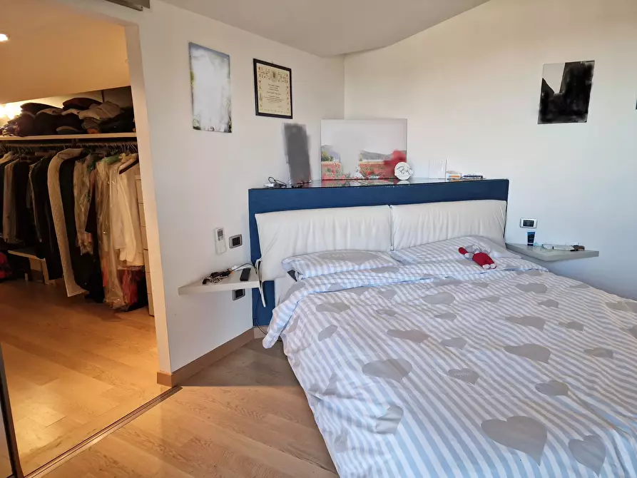 Immagine 39 di Pentalocale in vendita  in Via Madonna del Popolo a Perugia