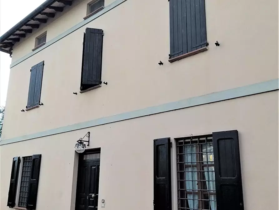 Immagine 2 di Villa in vendita  in Via Soccorso 83 a Castiglione Del Lago