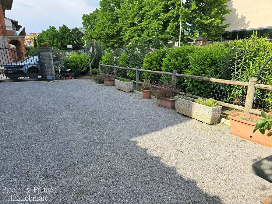 Immagine 52 di Pentalocale in vendita  a Tuoro Sul Trasimeno