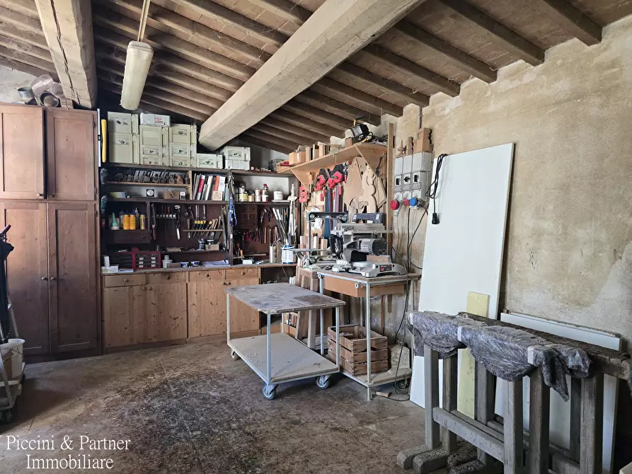 Immagine 81 di Rustico / casale in vendita  in Località Riccio 70A a Cortona