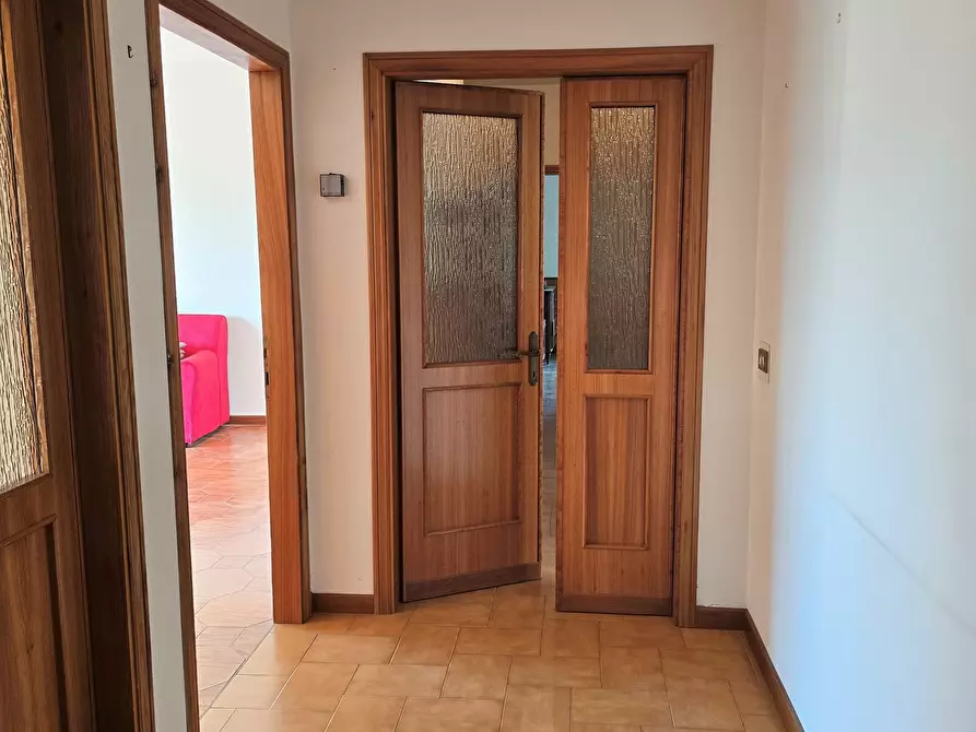 Immagine 5 di Pentalocale in vendita  in Via Aspromonte 6 a Corciano