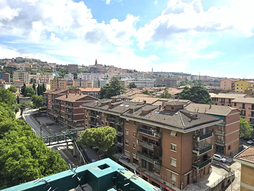 Immagine 17 di Attico in vendita  in Via Martiri dei Lager 156 a Perugia