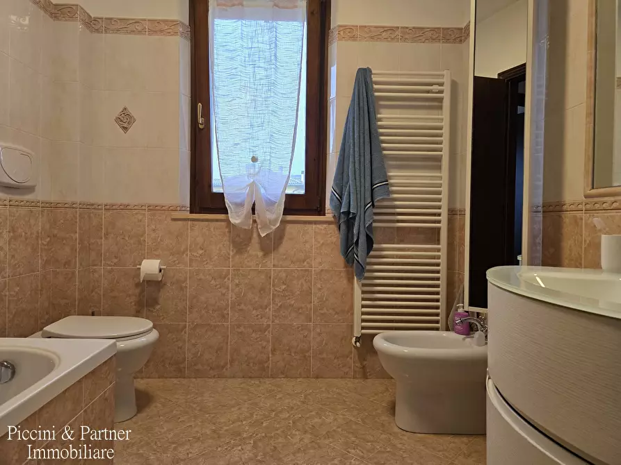 Immagine 47 di Pentalocale in vendita  in Via di Pretola a Paciano