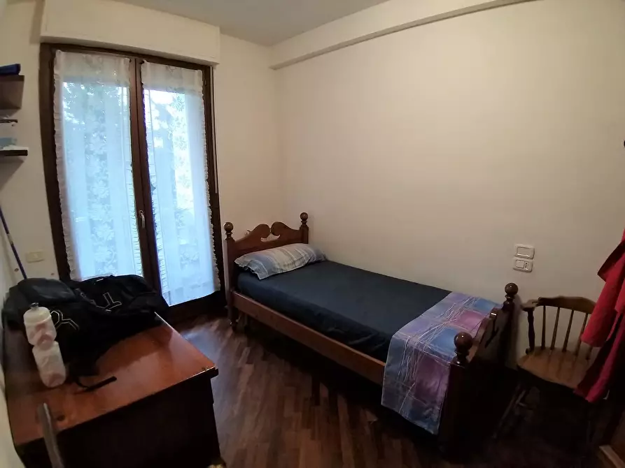 Immagine 17 di Trilocale in vendita  in Via Giovanni Giolitti a Corciano