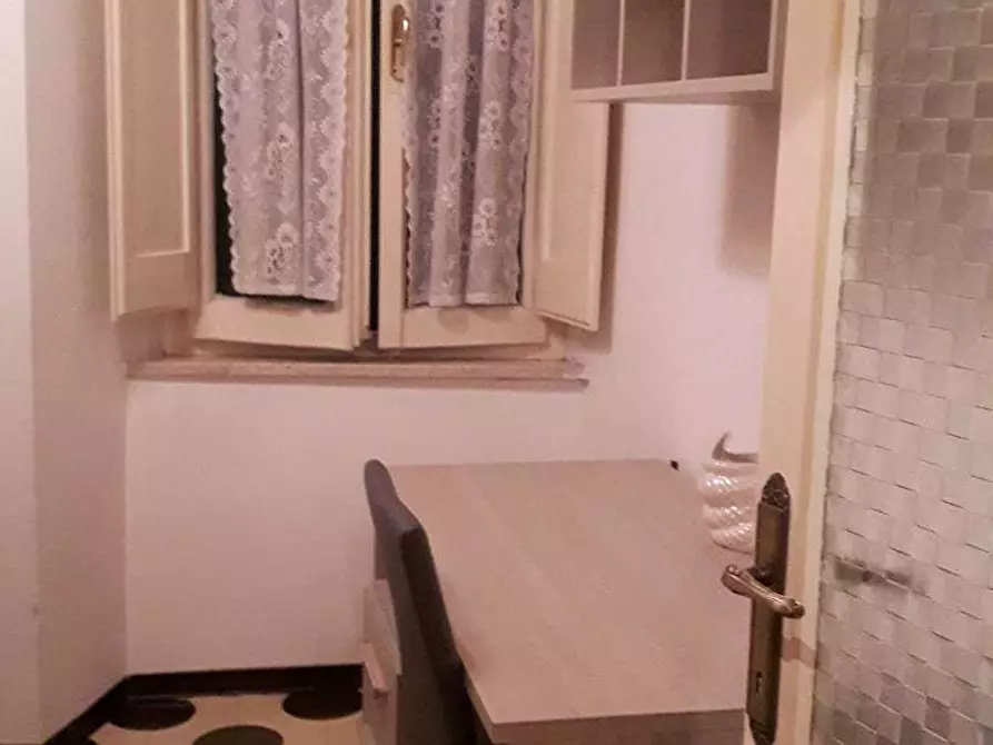 Immagine 19 di Quadrilocale in vendita  in Via dei Priori 68 a Perugia