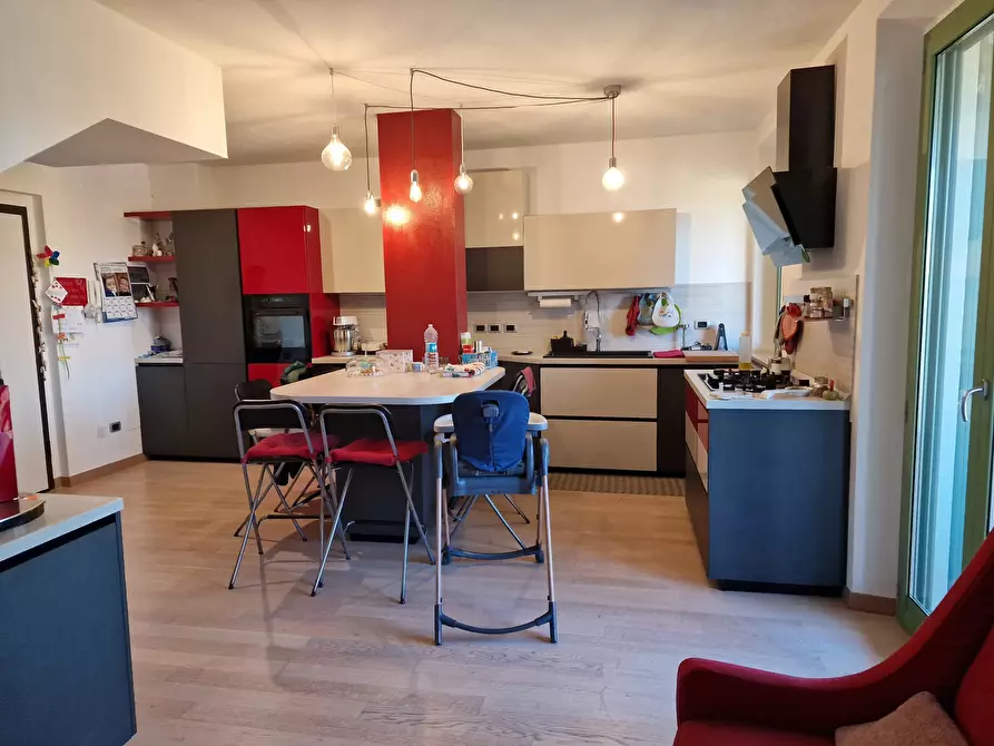 Immagine 15 di Pentalocale in vendita  in Via Madonna del Popolo a Perugia