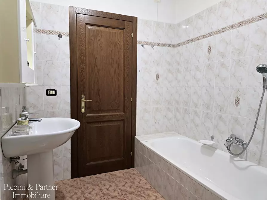 Immagine 60 di Villa in vendita  in Strada Monte Bagnolo Valbiancara a Perugia