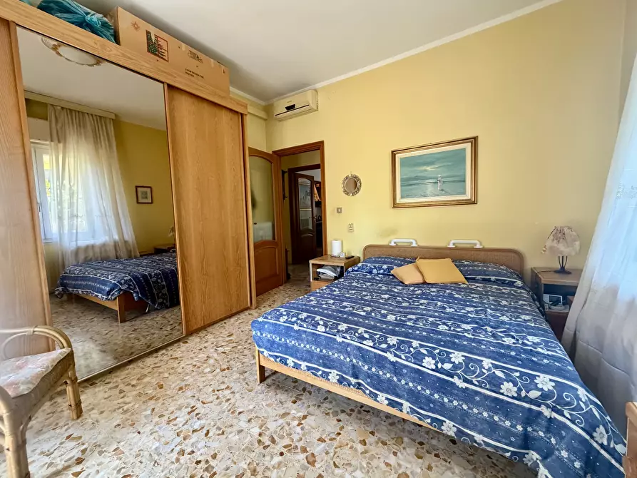 Immagine 12 di Trilocale in vendita  in Via Paolo Borsellino 9 a Diano Castello