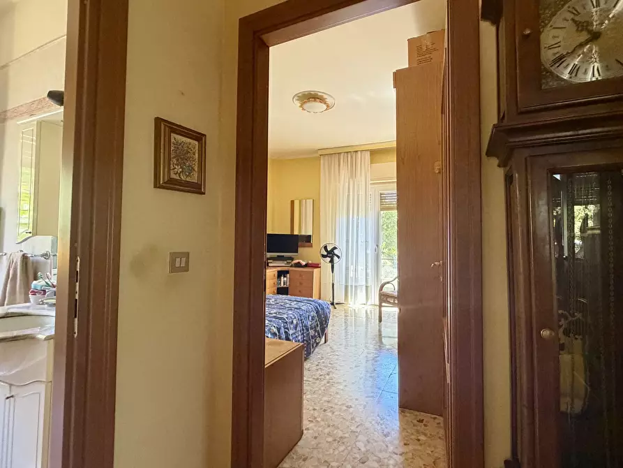 Immagine 9 di Trilocale in vendita  in Via Paolo Borsellino 9 a Diano Castello