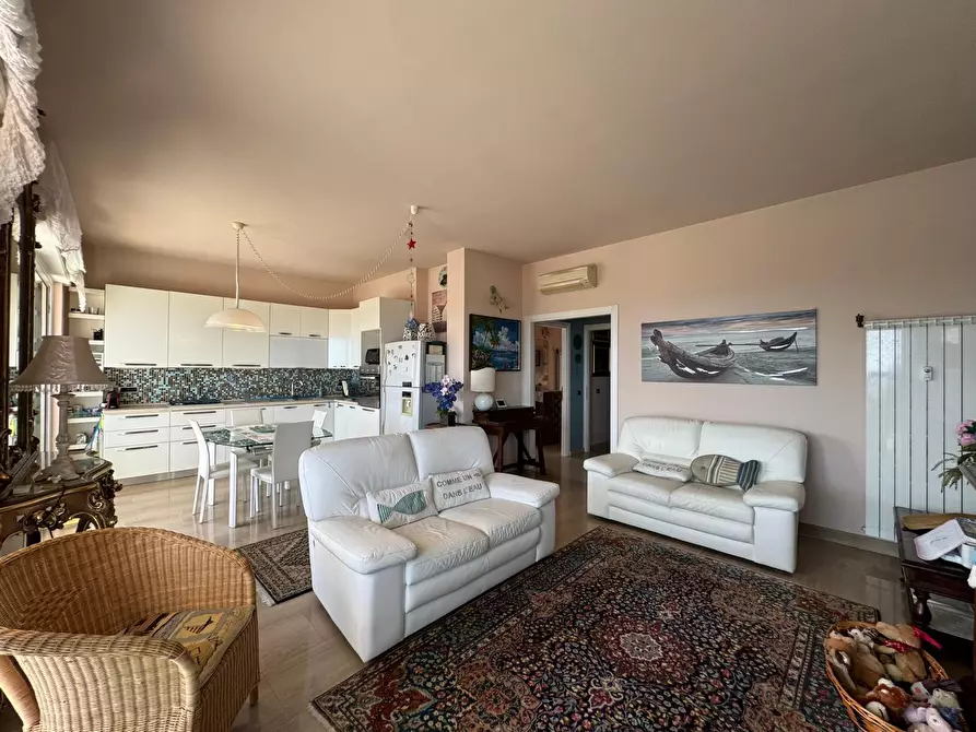 Immagine 15 di Attico in vendita  in Via della Repubblica 10 a San Remo