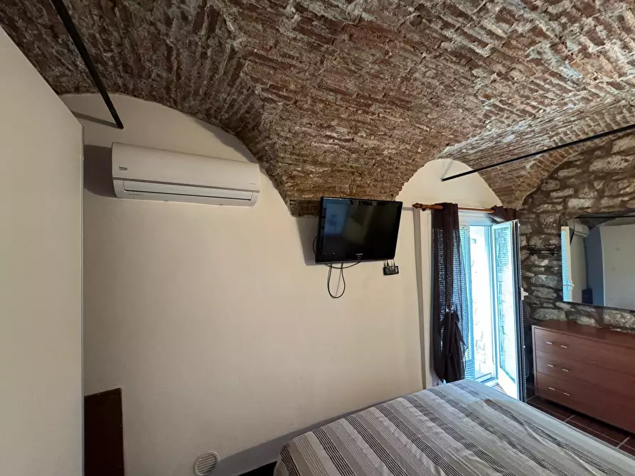 Immagine 19 di Bilocale in vendita  in Via Armando Diaz 2 a Imperia