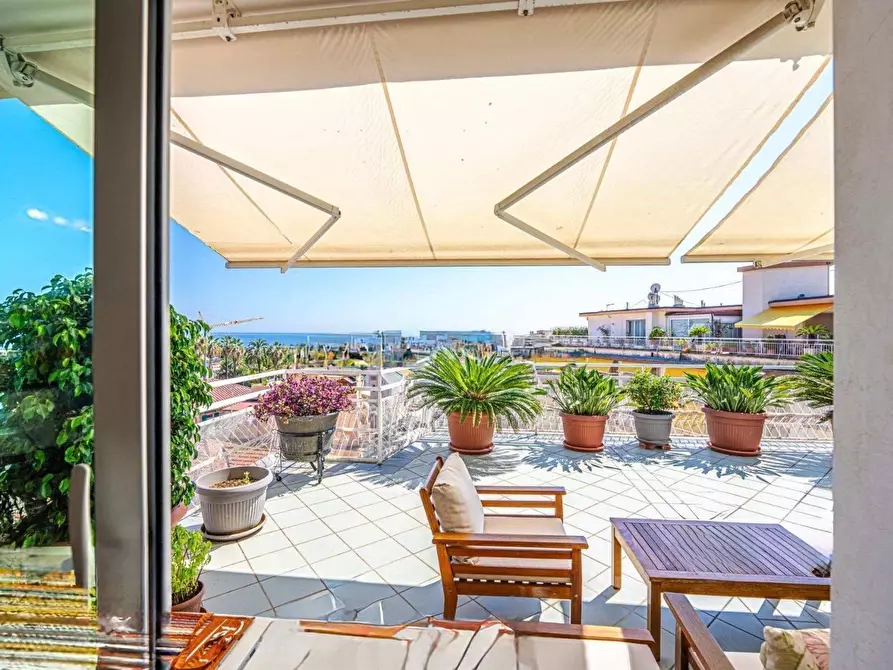 Immagine 3 di Attico in vendita  in Via della Repubblica 10 a San Remo