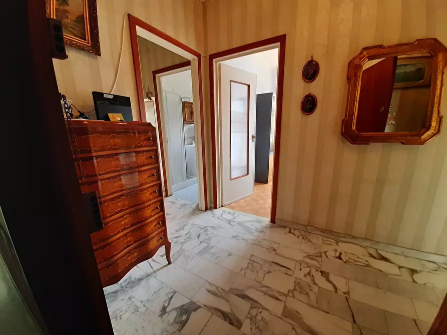 Immagine 5 di Trilocale in vendita  in Strada Borgo Tinasso 81 a San Remo