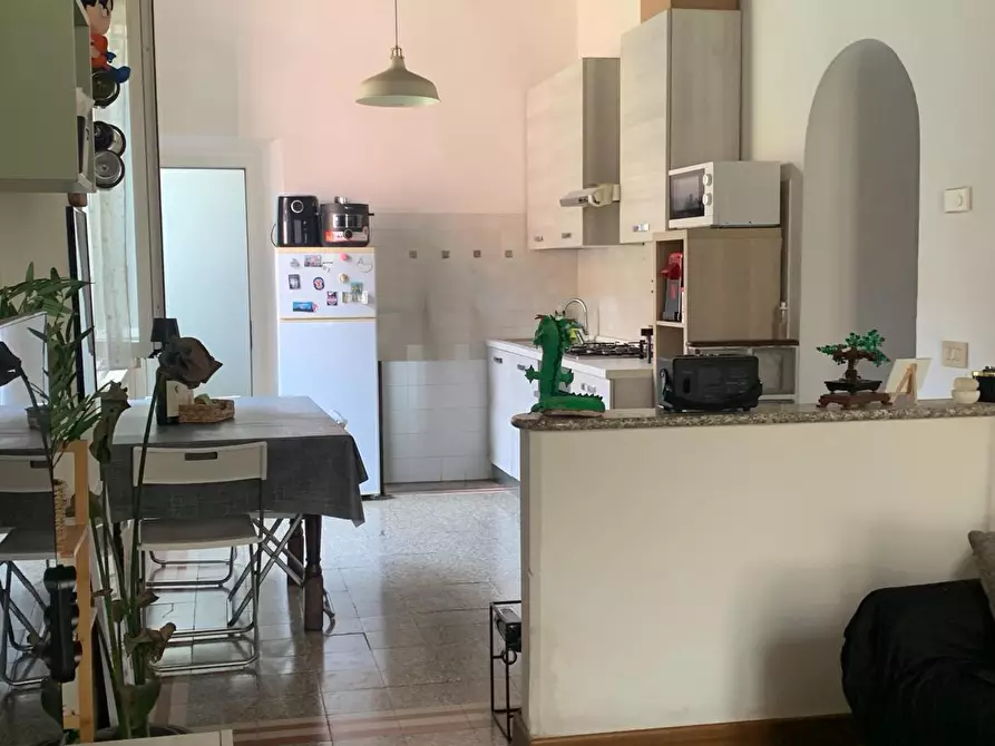 Immagine 2 di Bilocale in affitto  a Pietrasanta