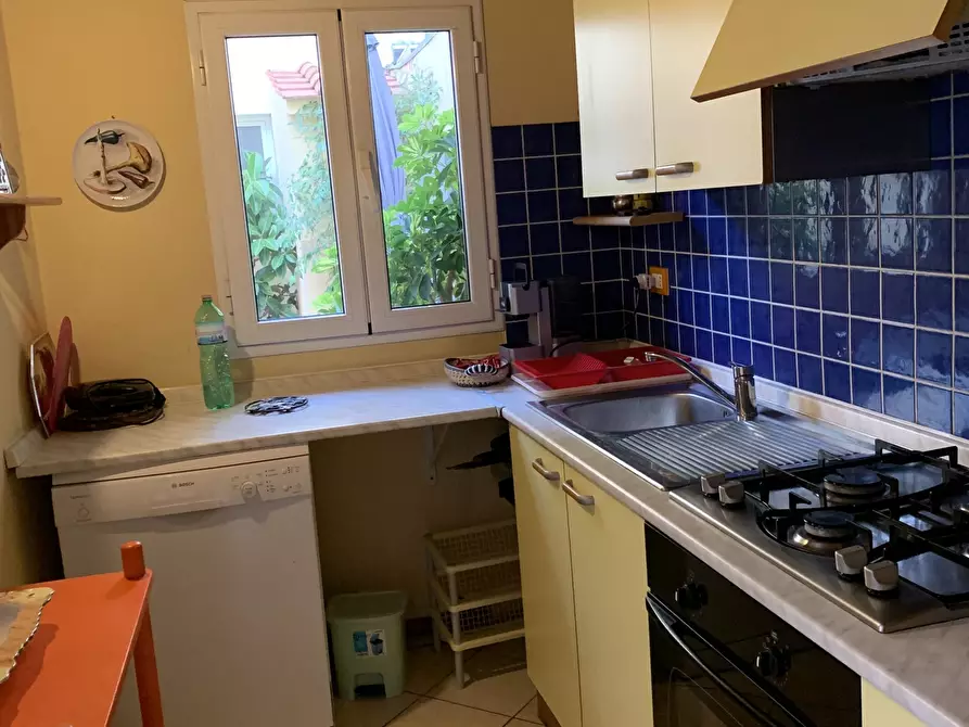 Immagine 14 di Casa semindipendente in affitto  a Viareggio