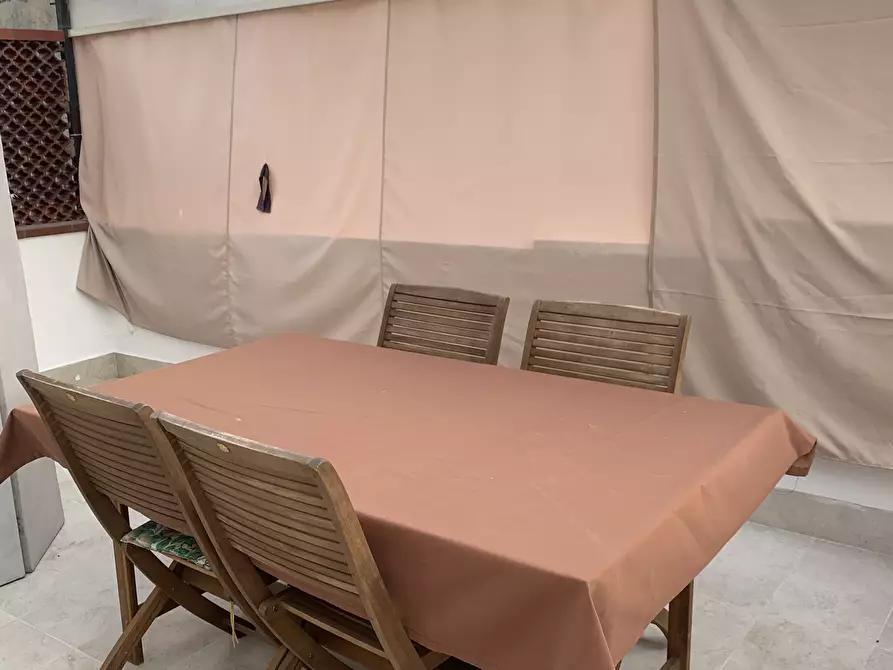 Immagine 11 di Trilocale in affitto  a Pietrasanta