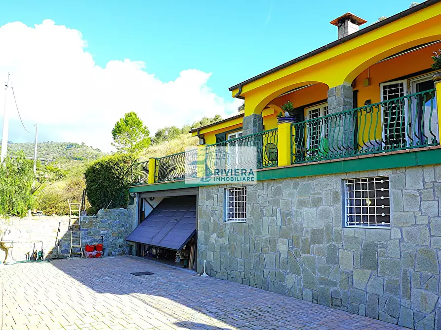 Immagine 56 di Villa in vendita  in Via Giulio Cesare 2 a Santo Stefano Al Mare