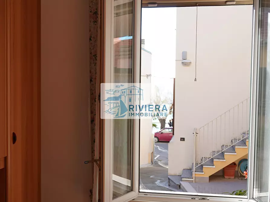 Immagine 31 di Appartamento in vendita  in Corso Villaregia a Riva Ligure