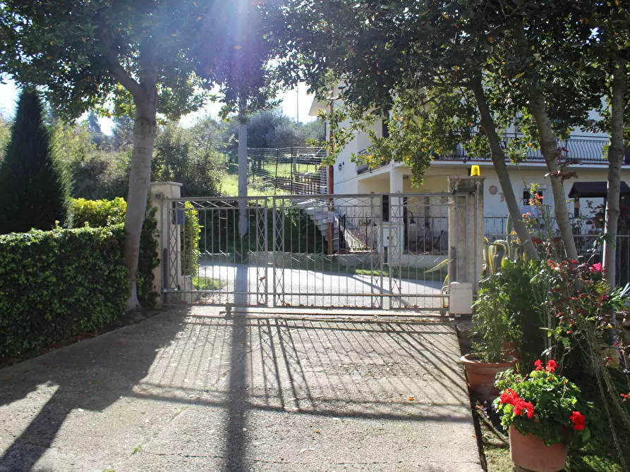 Immagine 16 di Quadrilocale in vendita  in Contrada San Iorio 28 a Lanciano