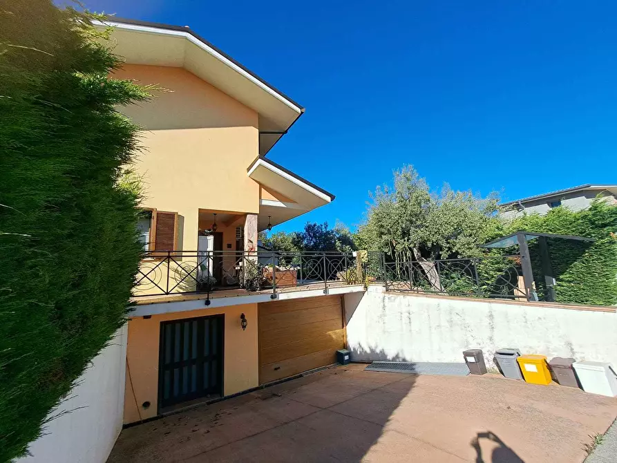 Immagine 3 di Villetta a schiera in vendita  in Via San Giorgio 99 a Treglio