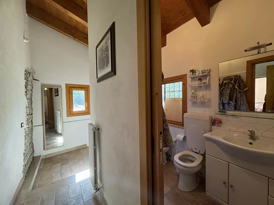 Immagine 41 di Casa indipendente in vendita  a Gessopalena