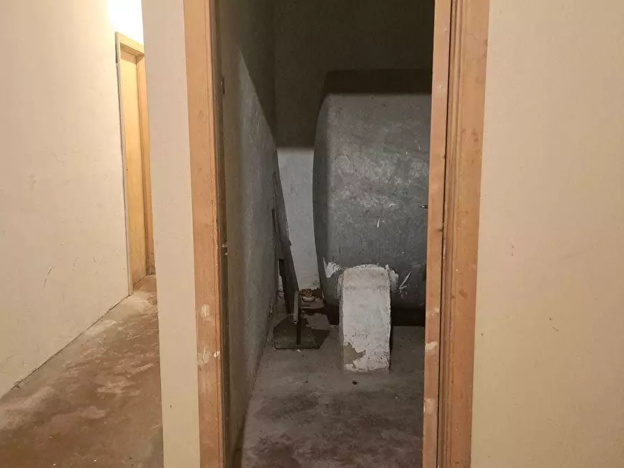 Immagine 33 di Pentalocale in vendita  in Via Martiri VI Ott. 73A a Lanciano