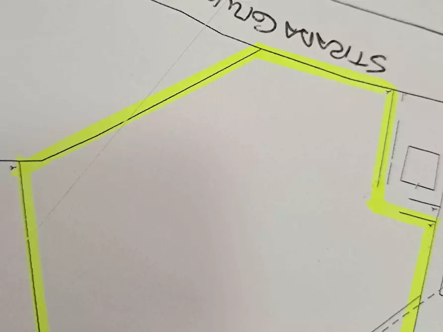 Immagine 10 di Terreno edificabile in vendita  in Via Follani 107 a Lanciano