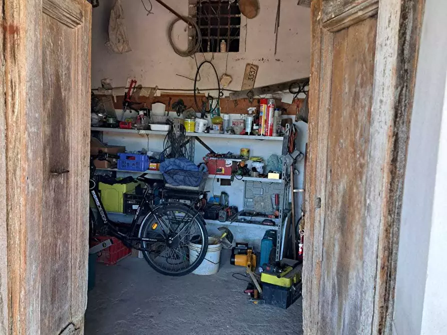 Immagine 47 di Rustico / casale in vendita  in via colle della fonte 94 a Frisa