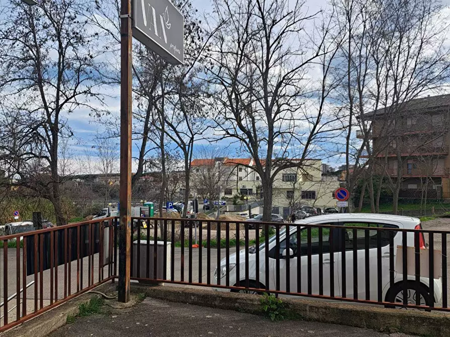 Immagine 19 di Locale commerciale in affitto  in via San Francesco d' Assisi 3 a Lanciano