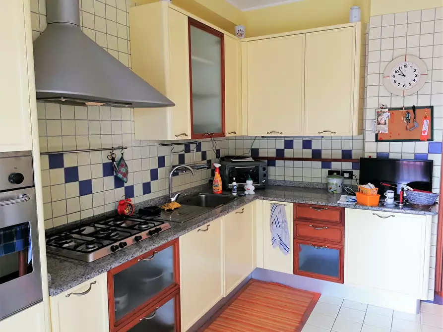 Immagine 6 di Trilocale in vendita  in Via Martiri VI Ott. 81 a Lanciano